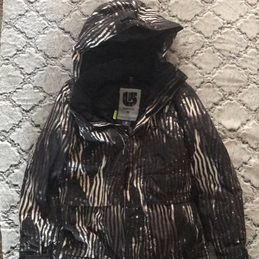Burton snowboarding jacket